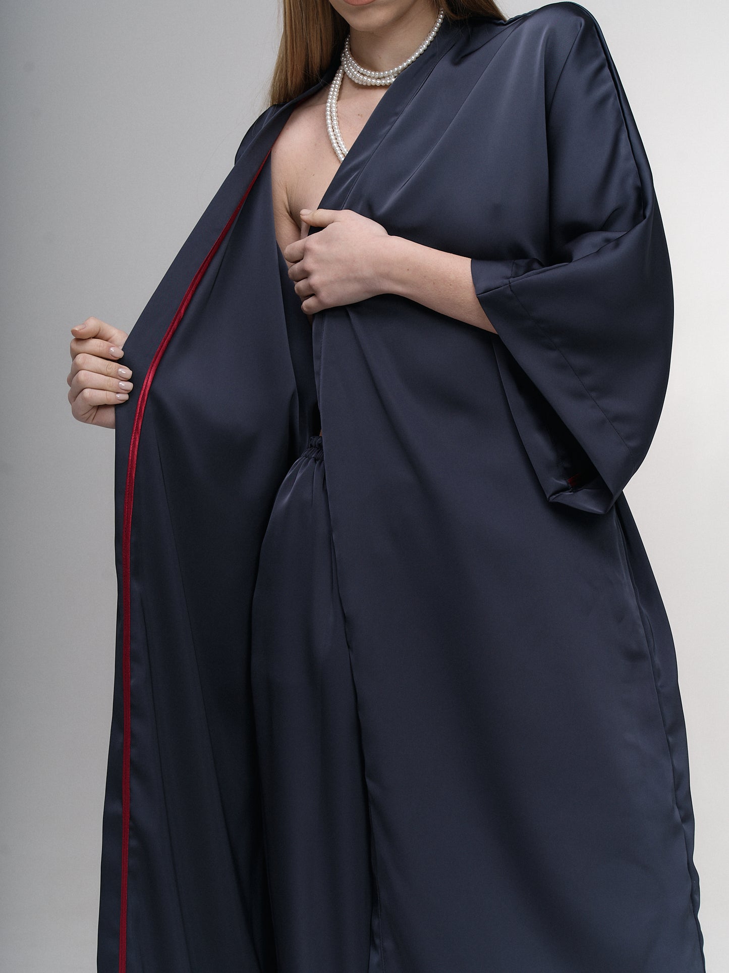 Suit "Who is Home Diva"