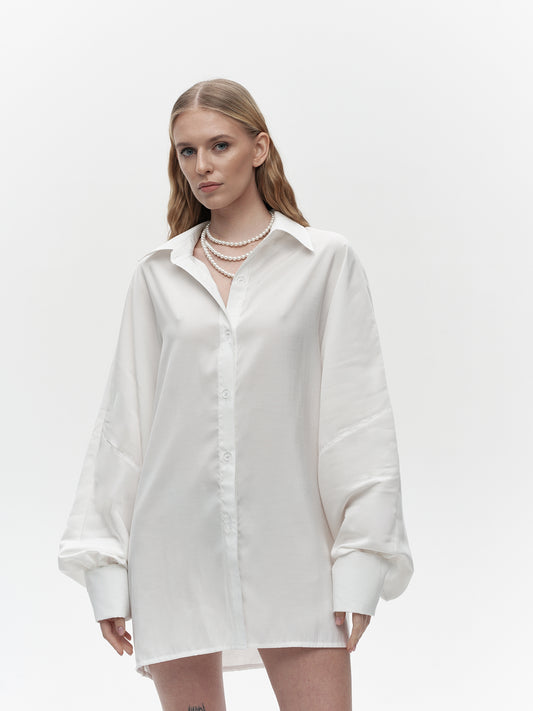 Shirt "Classic of lightness"