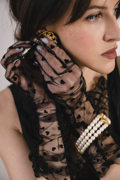 Long heart gloves