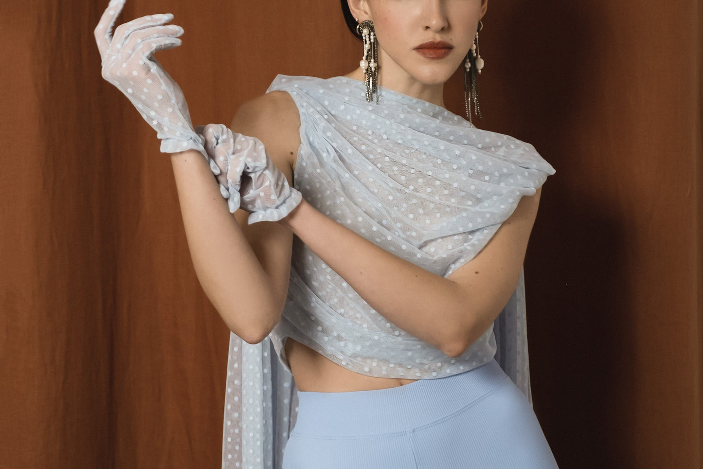Exquisite gloves