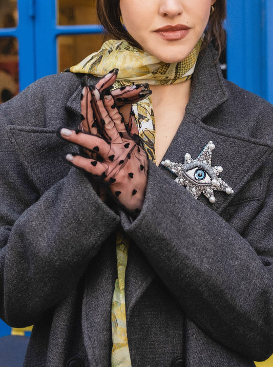 Short heart gloves