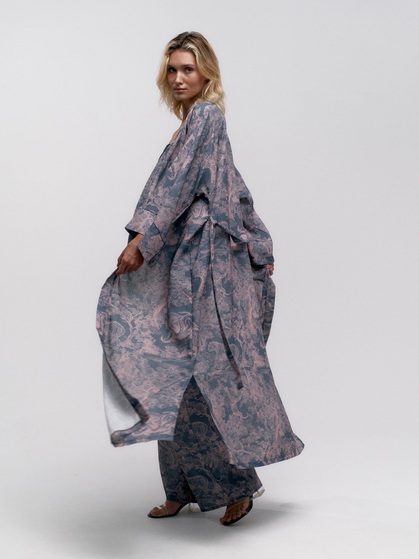 Long kimono